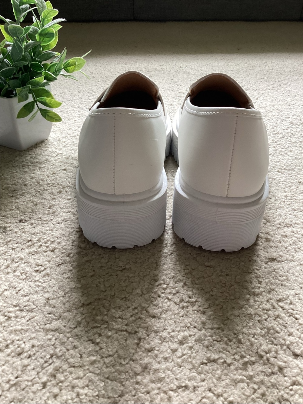 Qupid White Penny Loafer Chunky Platform Shoes Size 8 - Picture 7 of 10